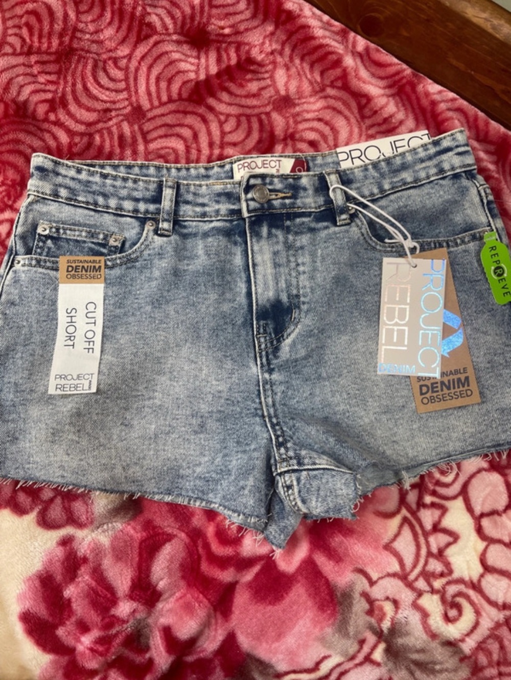 Project rebel Light Wash Denim Cut-Off Women’s Shorts